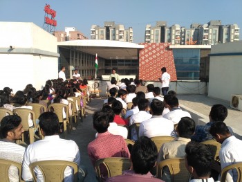 republic day celebration at creative multimedia institute